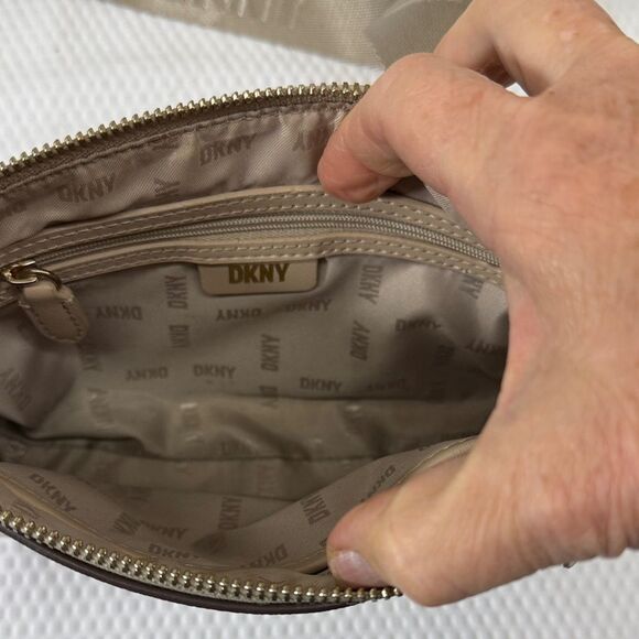 DKNY Bryant Park Demi Beige Crossbody Bag - Picture 3 of 11